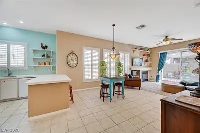 9206 Penn Station Street Living Room