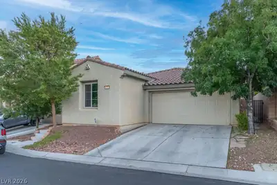 10705 Mentesana Avenue Las Vegas, NV 89166