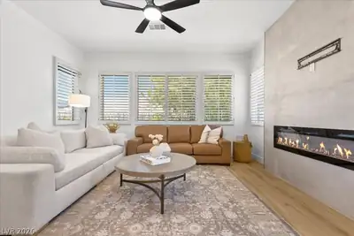 2972 Via Meridiana Living Room