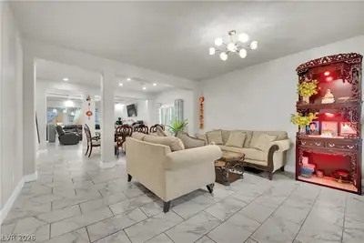 8373 Bartholomew Park Court, Las Vegas, NV 89139 Living Room