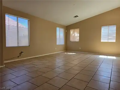 625 Alecandro Daniel Avenue Living Room
