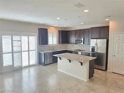 5688 North Bishop Flowers Street Kitchen