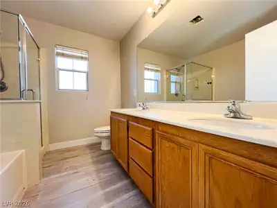 79 Kind Avenue Primary Bathroom
