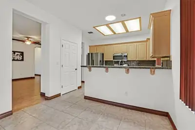 2194 PICTURE ROCK Avenue Dining Area