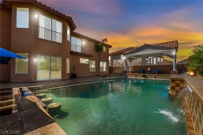 7526 Gossamer Wind Street Las Vegas, NV 89139