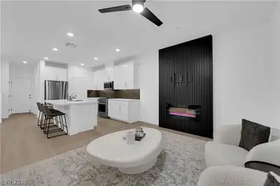 600 North Carriage Hill Drive 1048, Las Vegas