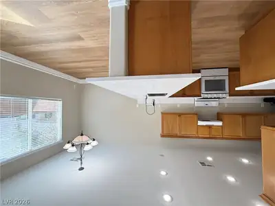 9731 Valmeyer Avenue Kitchen
