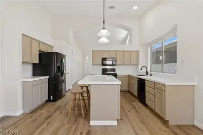 6324 Malachite Bay Avenue Kitchen