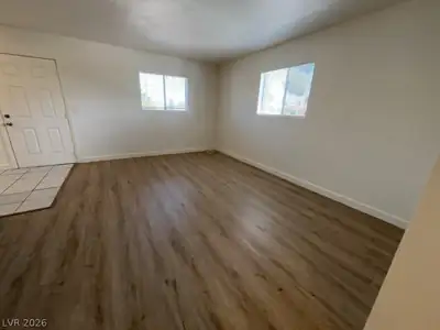 1521 Cobb Lane 3 Living Room