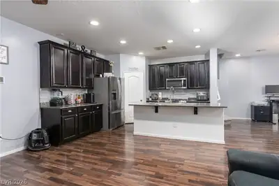 7631 Peaceful Trellis Drive Kitchen