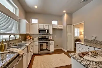 10033 Netherton Drive, Las Vegas, NV 89134 Kitchen