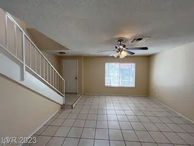513 PRESCOTT Street 0 Living Room
