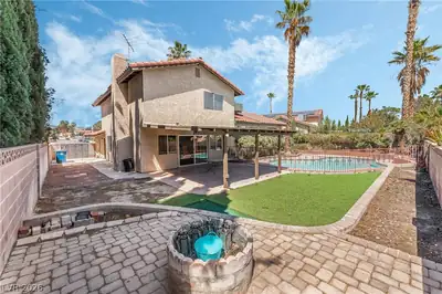 1521 Padova Drive Yard