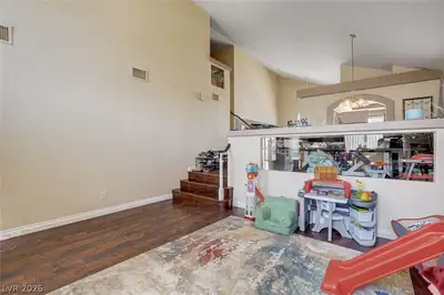8720 Dusty Wagon Avenue Living Room