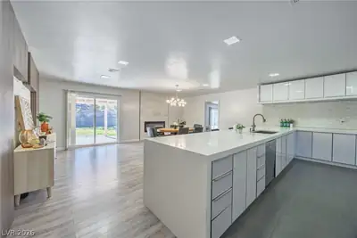 2221 Mohawk Street Kitchen