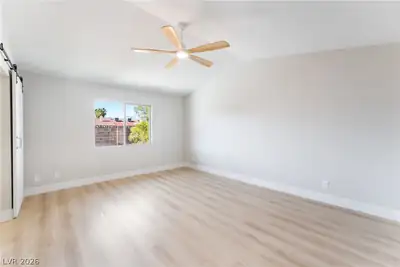 1517 Kirby Drive Primary Bedroom