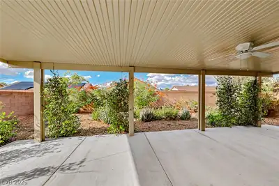 5208 El Pescador Avenue Patio
