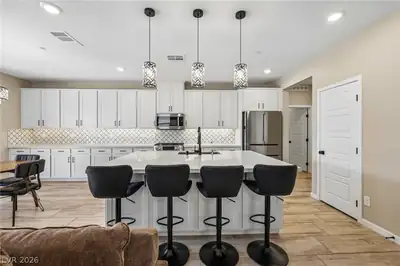 194 Viento Ridge Street Kitchen