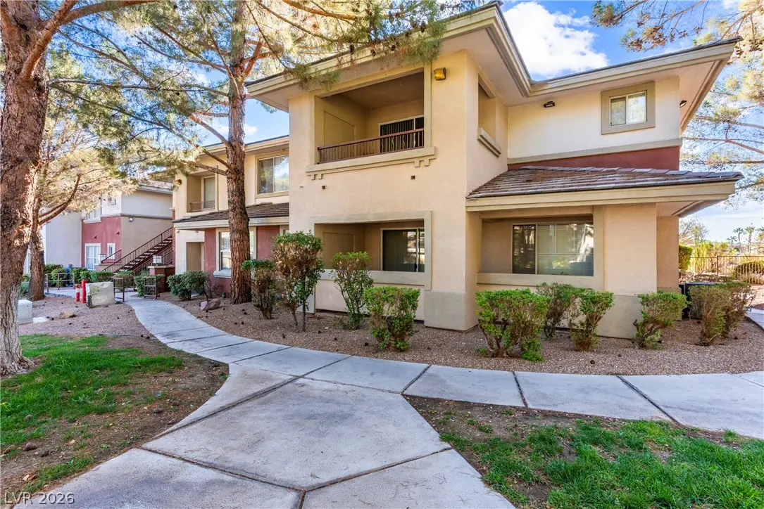 1012 Domnus Lane 102