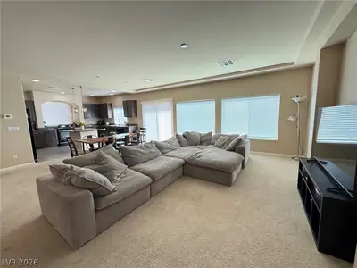 8173 Crimson Creek Court Living Room