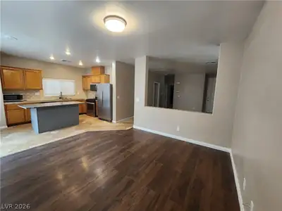 6338 Alpine Tree Avenue Living Room