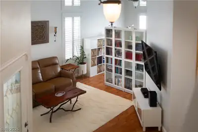 1816 Eagle Bluff Lane Living Room