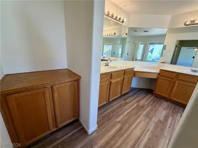 5519 Amy Lynn Street Primary Bathroom