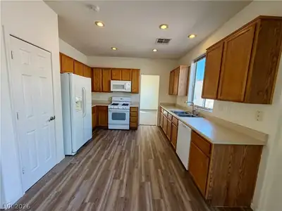 5519 Amy Lynn Street Kitchen