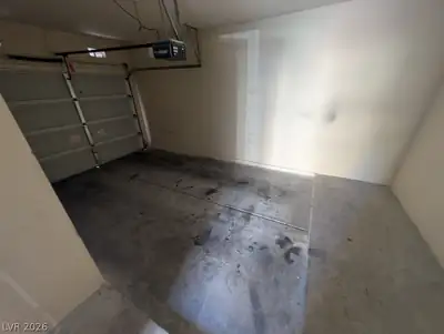 10550 West Alexander Road 2117 Garage