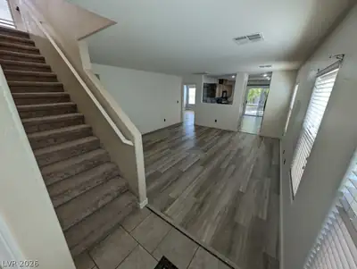 8913 Perfect Diamond Court Living Room