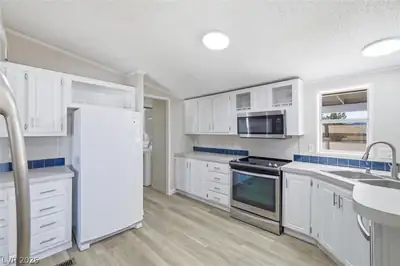 3051 West Wilson Road Kitchen