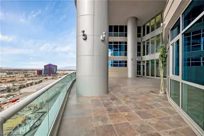 4525 Dean Martin Drive 2504 