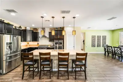 9970 Celestial Cliffs Avenue Kitchen