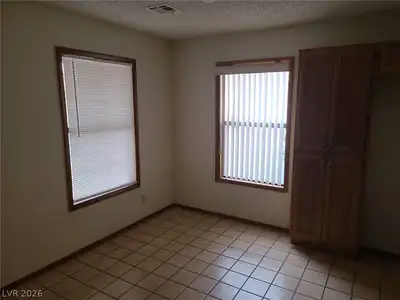 328 Caracas Drive Dining Area