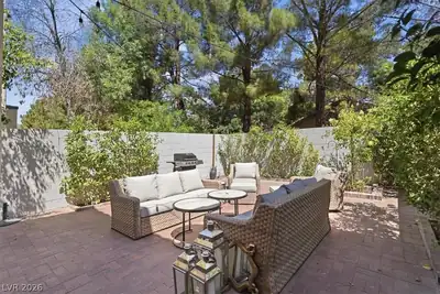6250 West Flamingo Road 93 Patio