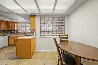 3127 La Mancha Way Kitchen