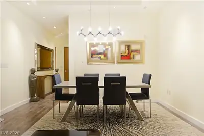 3750 Las Vegas Boulevard 3411 Dining Area