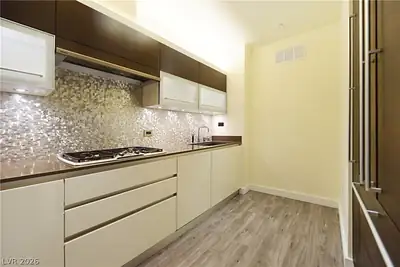 3750 Las Vegas Boulevard 3411 Kitchen