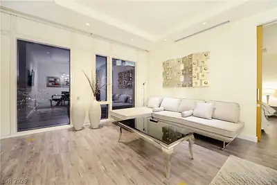 3750 Las Vegas Boulevard 3411 Living Room