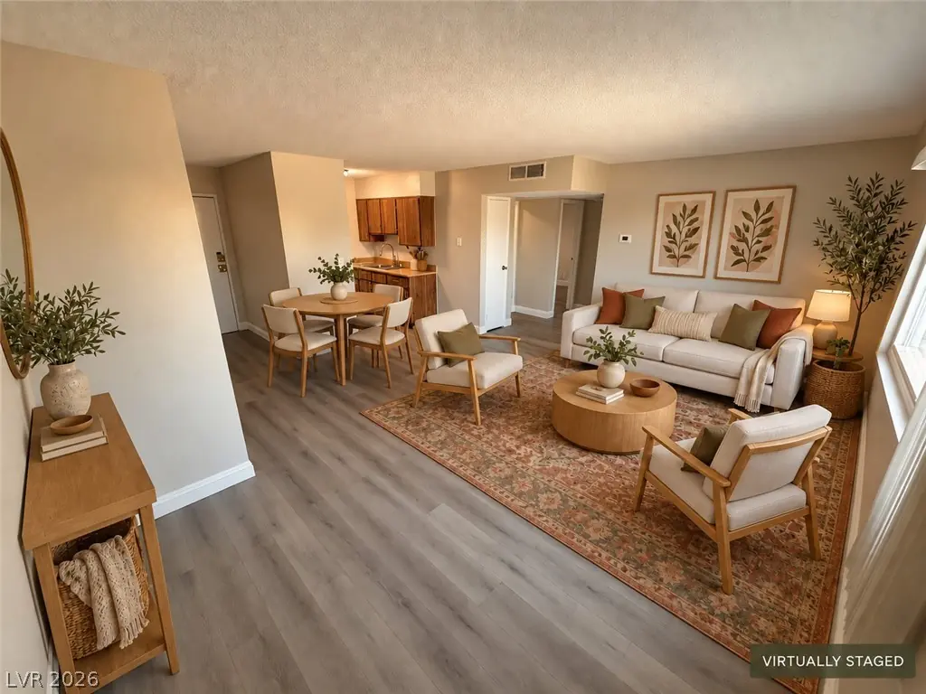 225 East Foster Avenue 2
