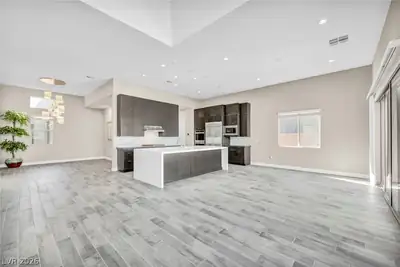 6184 Willow Rock Street Kitchen