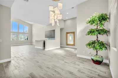 6184 Willow Rock Street Living Room