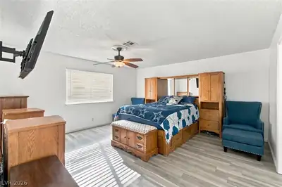 1930 Shadow Mountain Place Primary Bedroom