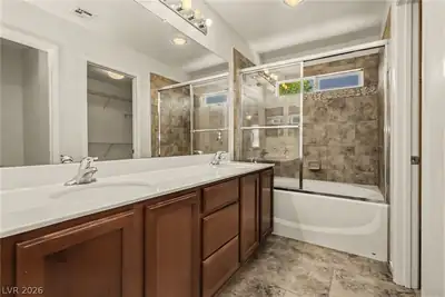 10643 Bandera Mountain Lane Primary Bathroom
