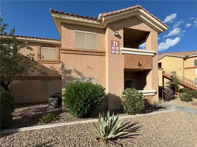 1050 East Cactus Avenue 1082, Las Vegas