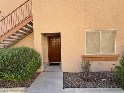 1050 East Cactus Avenue 1082 