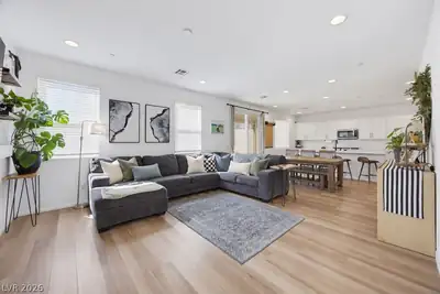 10391 Sadie Blake Avenue Living Room