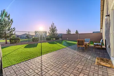 381 Bridal Veil Falls Street, Indian Springs