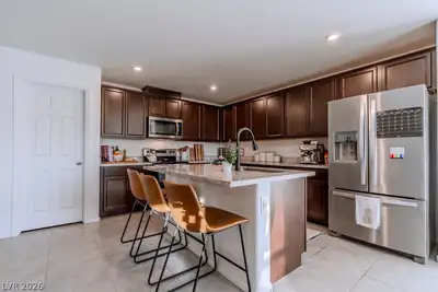 381 Bridal Veil Falls Street Kitchen