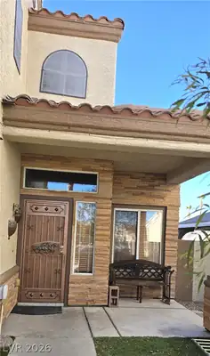 1414 Firecrest Court Entry